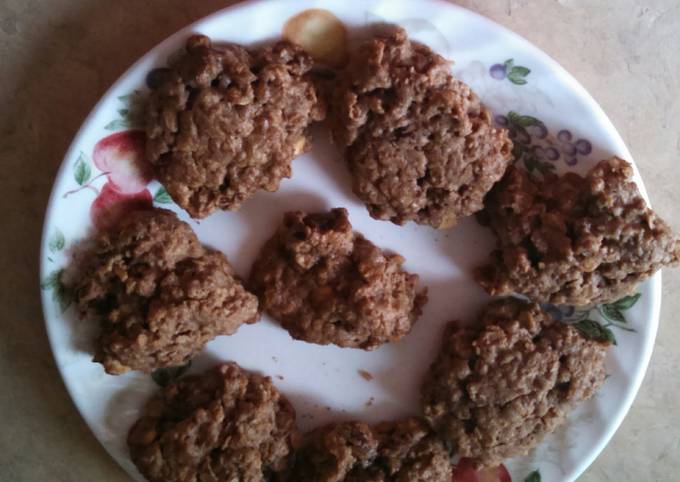 Step-by-Step Guide to Make Quick Chocolate peanut butter oatmeal raisin cookies