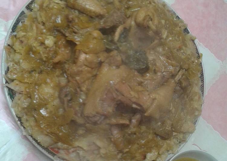 طريقة عمل الرفيسة بالدجاج البلدي