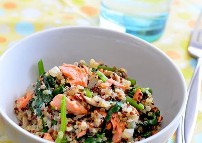 Recipe: Delicious Salmon & Spinach Quinoa (Gluten-Free)
