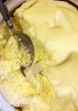 A picture of Cream cheese mashed potatoes.
