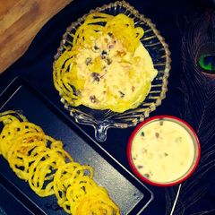 Jalebi with rabri A picture of Jalebi with rabri.