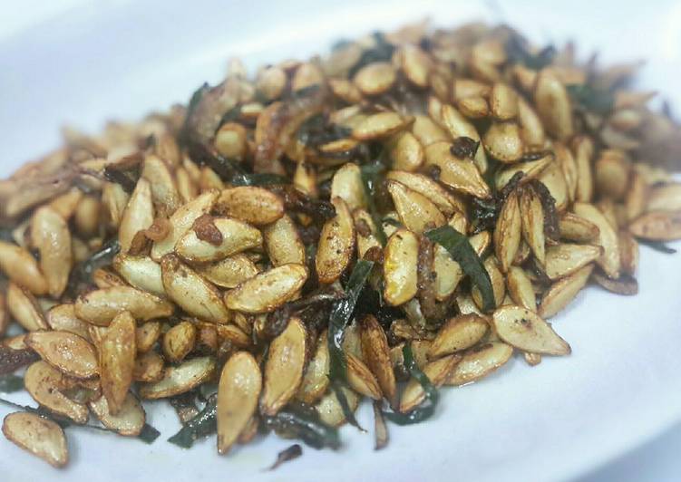 Recipe of Any-night-of-the-week Pumpkin seeds