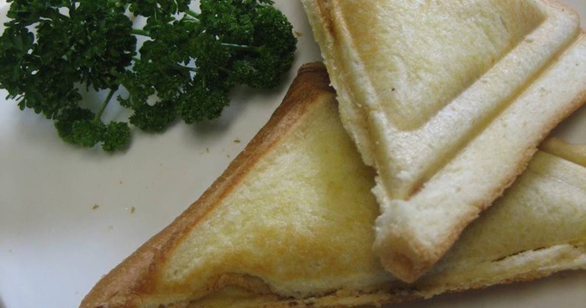 Cinnamon Banana Toast! Be Careful Not to Burn Your Tongue! Recipe by