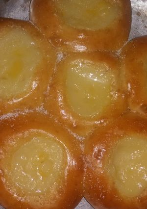 Una foto de Bollos caseros con crema pastelera