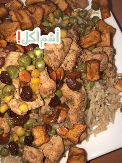صورة لوصفة اوزي مع صدر دجاج 💛😋✅