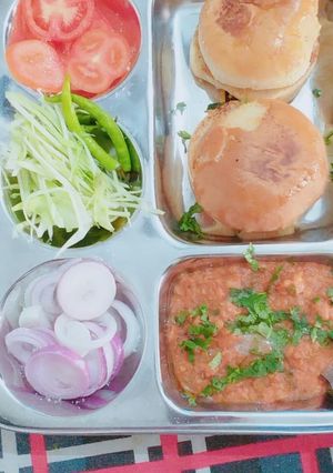 A picture of Pav bhaji.