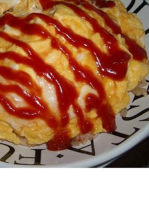 A picture of Rice Cooker Creamy Open Omurice.