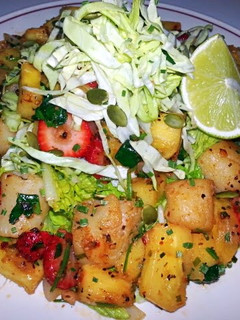 A picture of Warm Sweet & Spicy Scallop Salad.