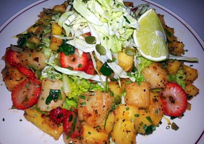 Warm Sweet & Spicy Scallop Salad