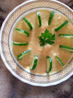 A picture of fast fat free hummus dip.