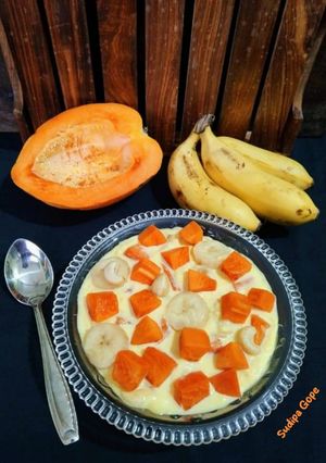 A picture of Papaya Banana Custard.