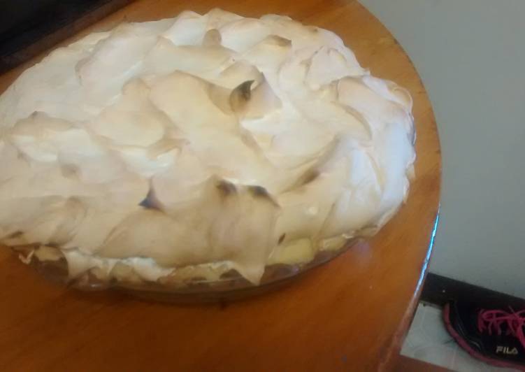 Easiest Way to Prepare Perfect TL&#39;s Award Winning Deep Dish Lemon Meringue Pie