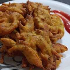 A picture of Crispy Onion Pakoda Recipe.