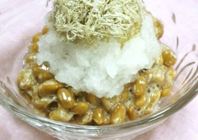 Simple Way to Make Super Quick Homemade Grated Daikon Radish with Natto and Shredded Kombu for Dieters