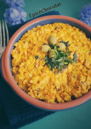 Une photo de Riz crémeux thon, olives et petits légumes