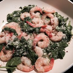 A picture of Garlicky Shrimp And Spinach.