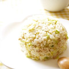 A picture of Addicting Tuna Fried Rice.