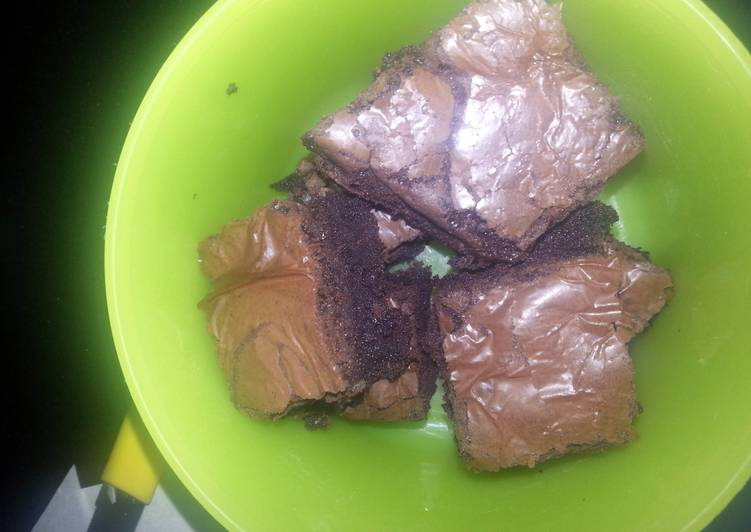 Recipe of Favorite Fudge Brownies &lt;3