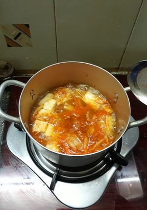 Hình của món Canh kim chi (eatclean).