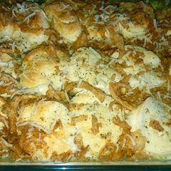 A picture of EASY chicken & biscuits casserole.