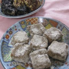 A picture of Okara Mochi with Roasted Barley or Kinako Flour.