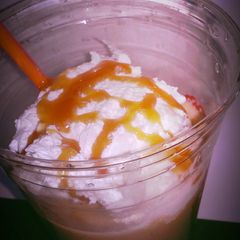 A picture of Caramel hazelnut ice coffee.