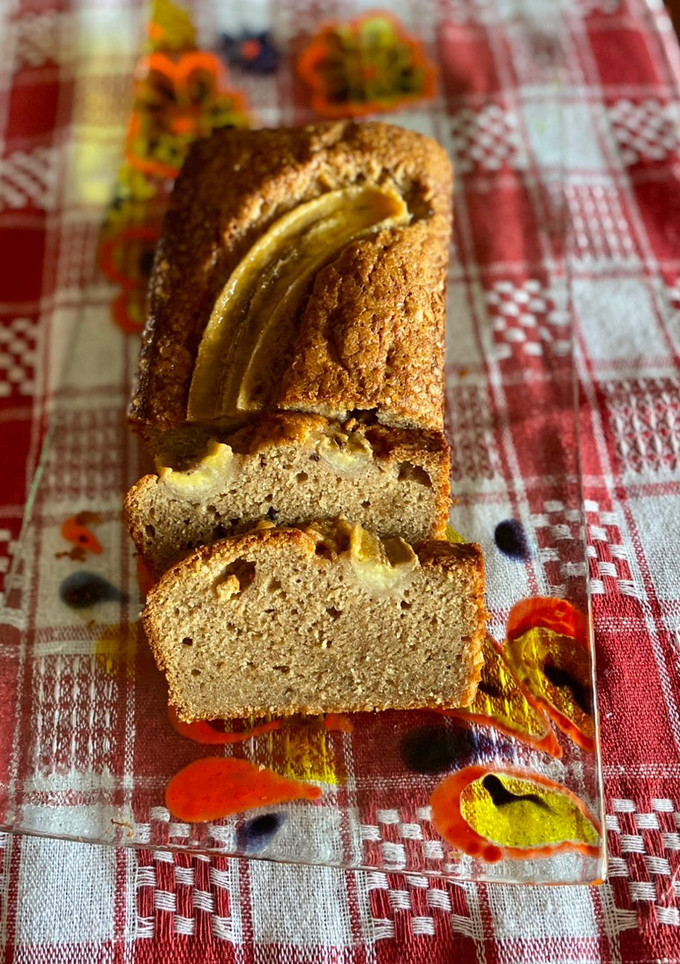 Una foto de Budín de banana con manteca 🍌