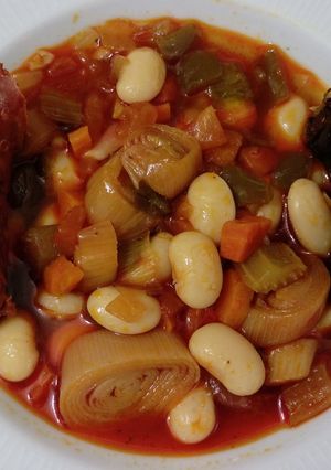 Foto principal de Judiones con ibéricos y verduras