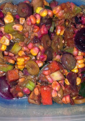 A picture of Spicy rainbow salad.