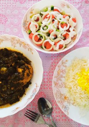 عکسی از دستور خورشت گوجه سبز