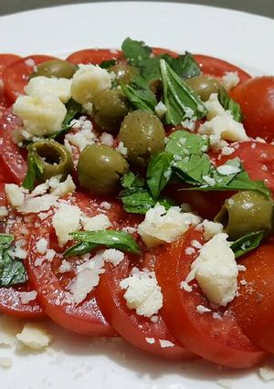 A picture of Simplest tomato salad in the world.