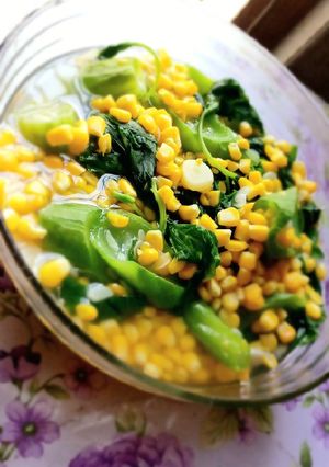 Foto resep Sayur bening bayam Jagung Oyong 🥰