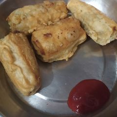 A picture of ভেজ স্প্রিং রোল(Veeg Spring Roll Recipe in Bengali).