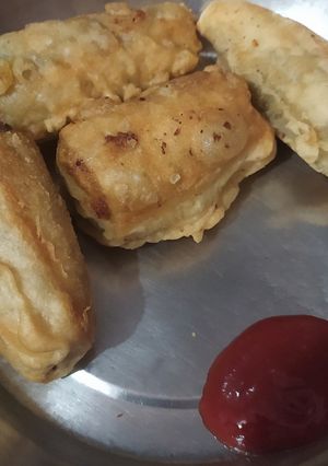 A picture of ভেজ স্প্রিং রোল(Veeg Spring Roll Recipe in Bengali).