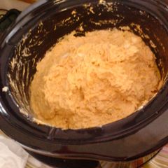 A picture of Crockpot buffalo chicken dip.