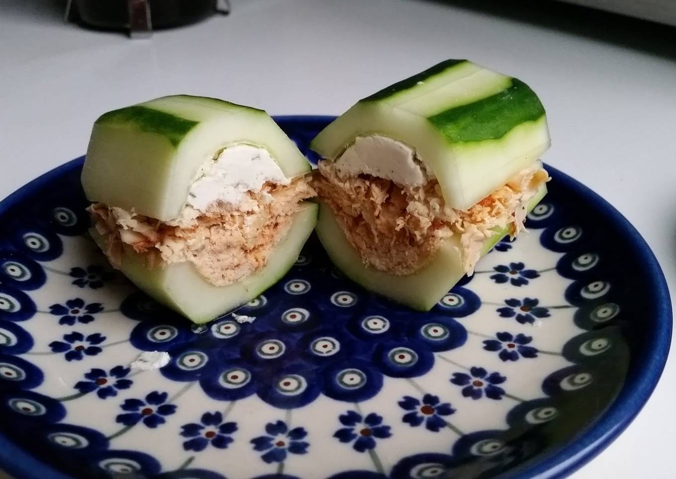 Keto-friendly sandwich
