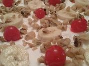 A picture of banana split cake