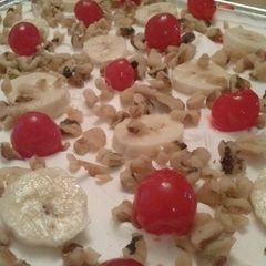 A picture of Banana Split Cake.