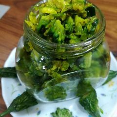 A picture of Bitter gourd pickle.