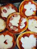 Homemade Buffet Ideas: Mini Pizzas