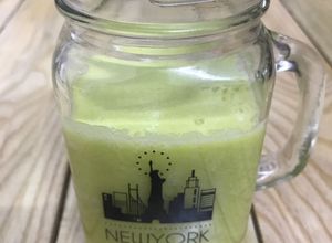 Hình của món Nước ép thơm ổi.