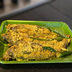 A picture of Methi Pabda.