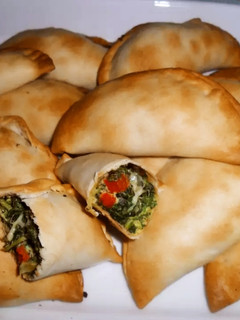 Una foto de Empanadas de acelga y queso