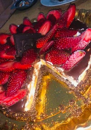 صورة لوصفة كيكة الفواكه🍌🍓🍫