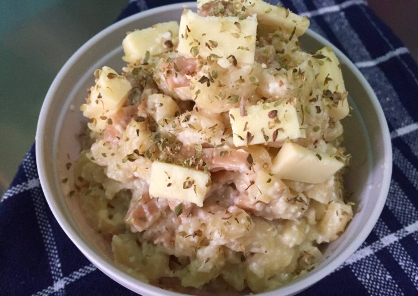 Mac and Cheese (Makaroni Keju) / Cemilan