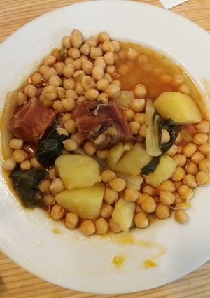 Una foto de Potaje de Garbanzos