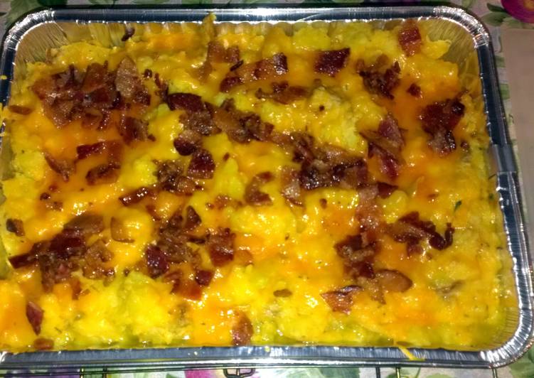 Nica's cheesy chicken potato casserole