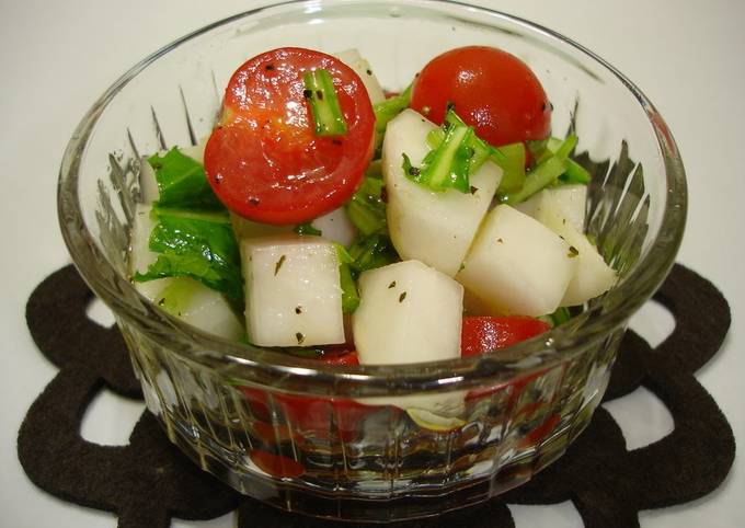Turnip and Cherry Tomato Salad with Olive Oil