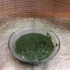 Green chutney A picture of Green chutney.