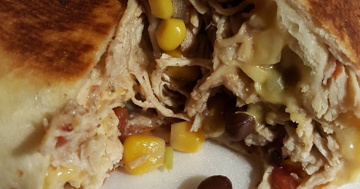 Cara S Slow Cooker Chicken Burritos Recipe By Cara Cookpad